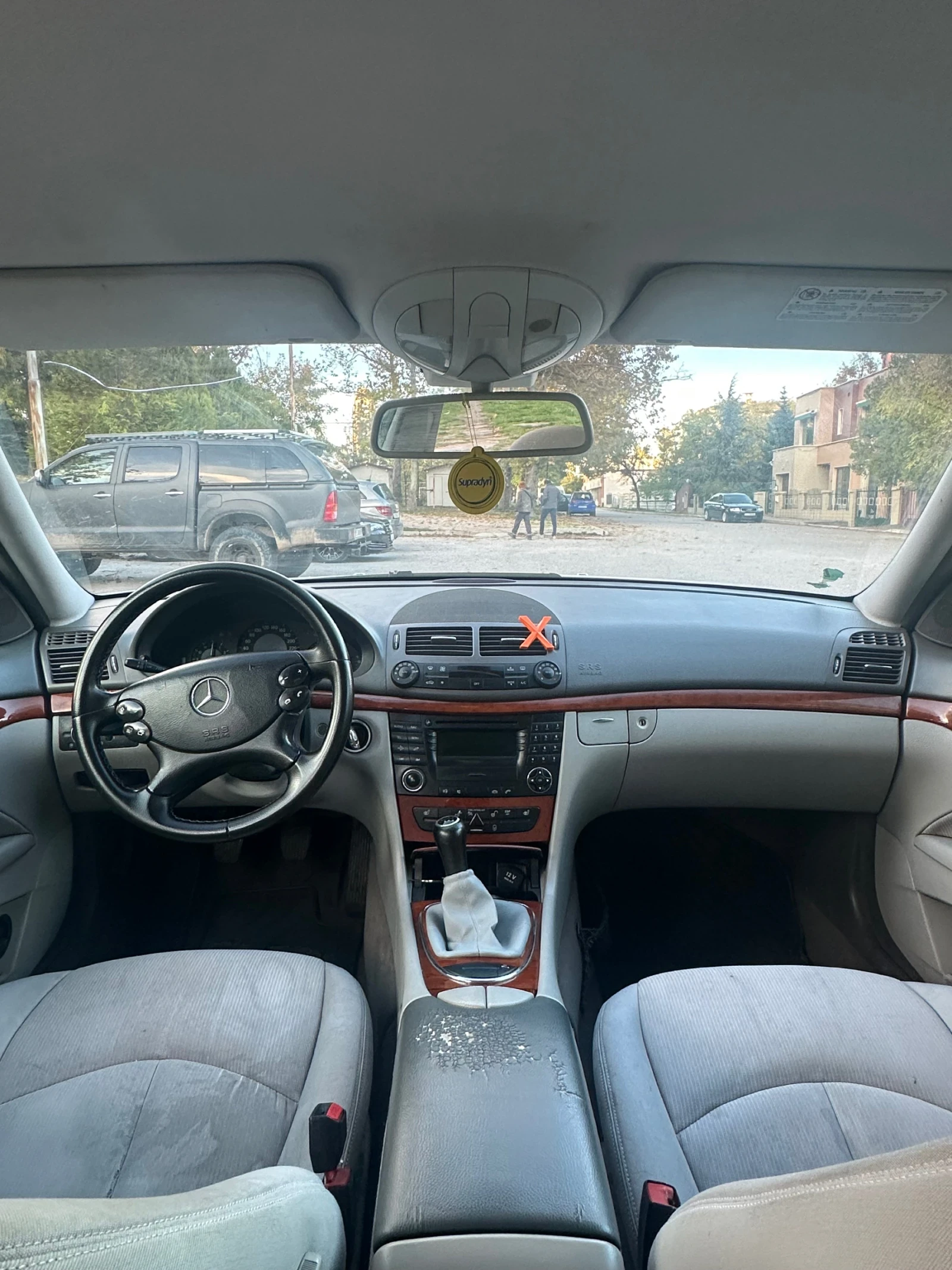 Mercedes-Benz E 220 | Mobile.bg — изображение 6