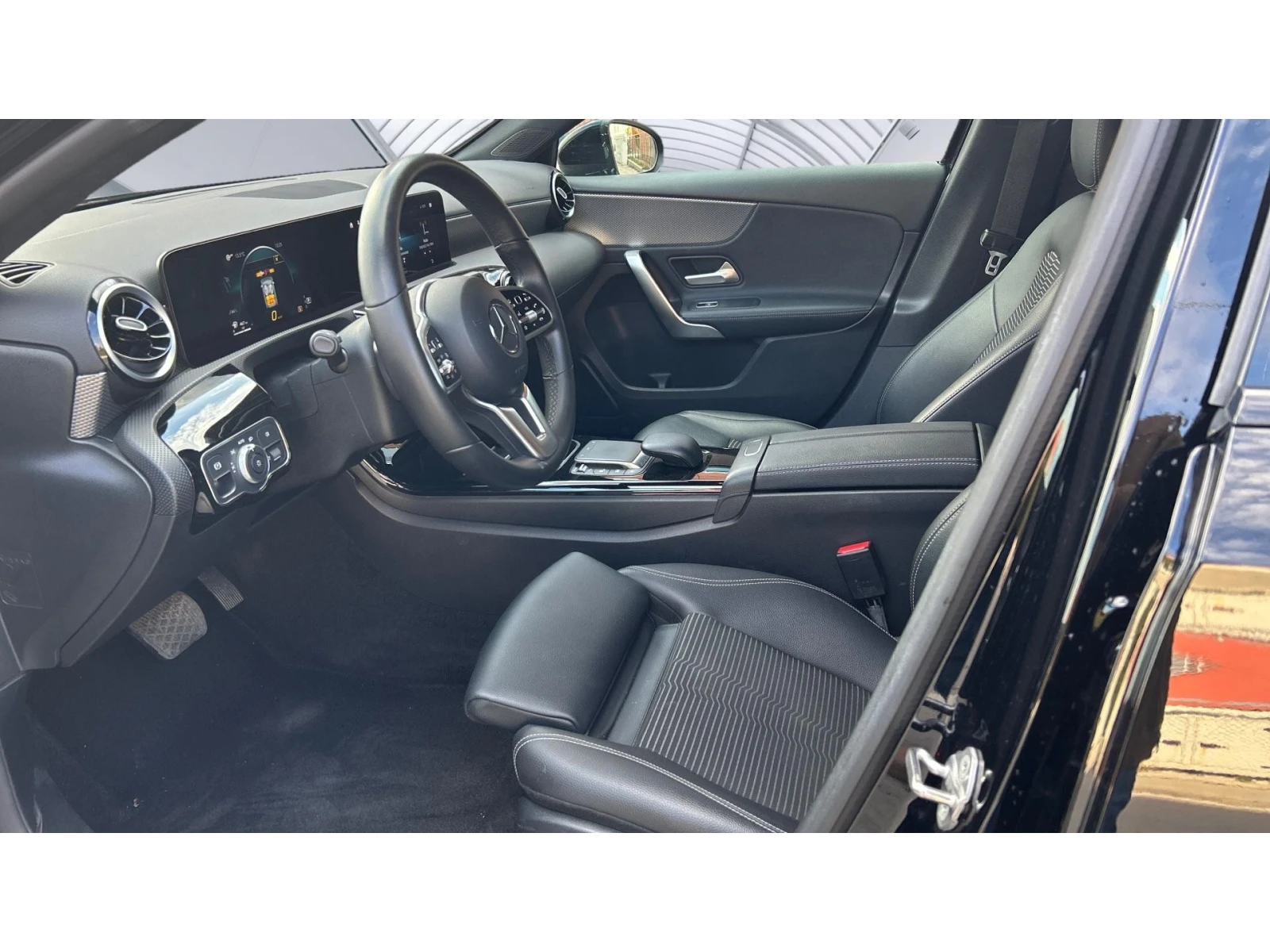 Mercedes-Benz A 180 7DCT   , Месечна вноска от 261   - изображение 10