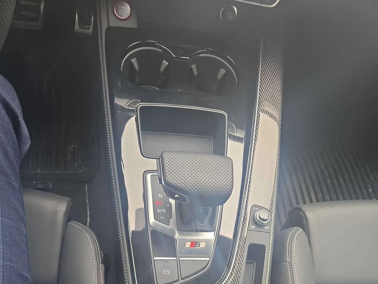 Audi S5 Technik/CARFAX/B&O/DIS/360/PANO/ОТ AUDI, снимка 9 - Автомобили и джипове - 53934010