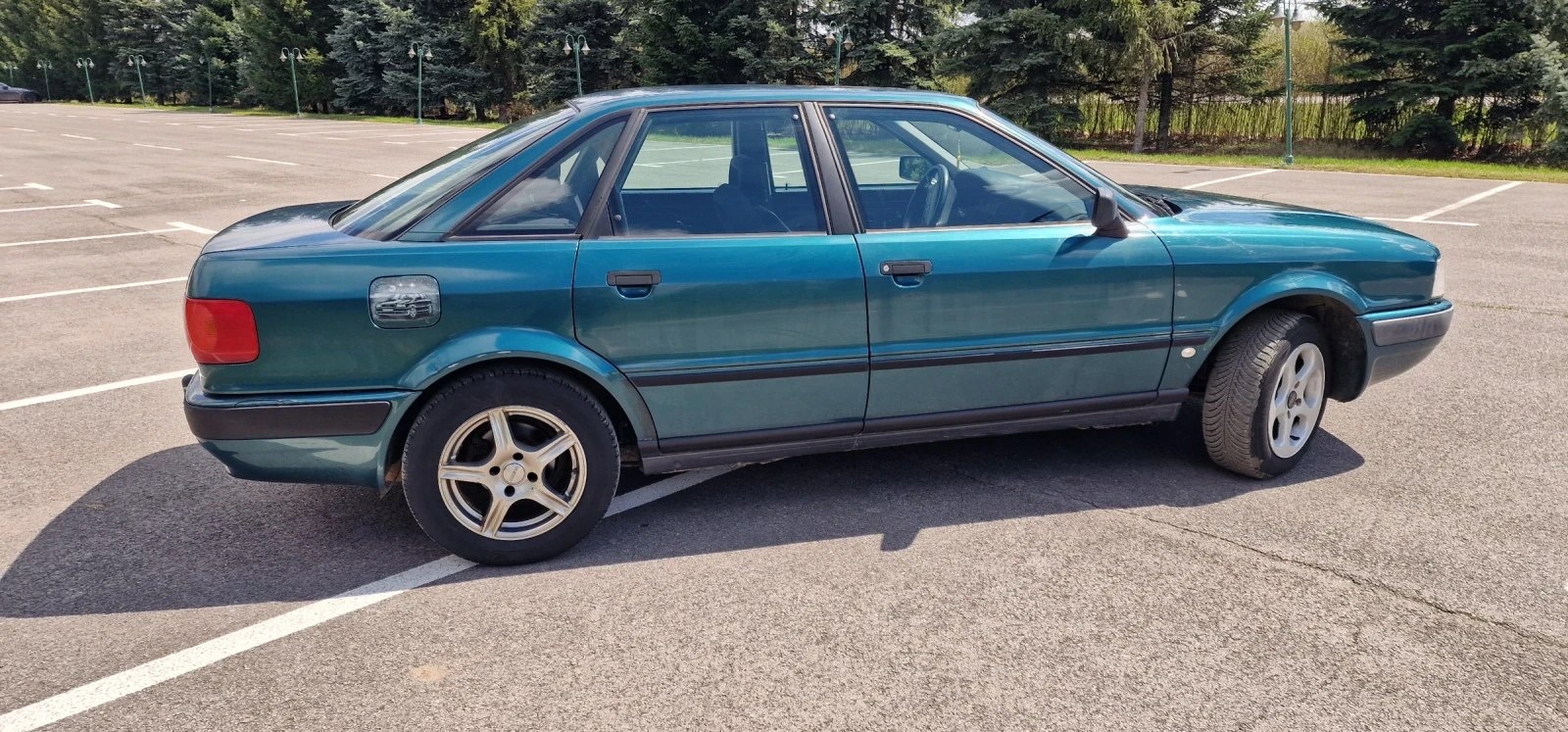 Audi 80 1.8, снимка 5 - Автомобили и джипове - 54157981