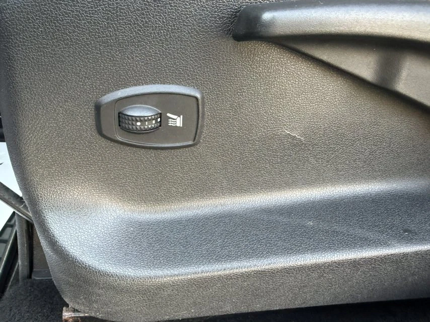 Renault Scenic 1.6-DCI-130hp-BOSE, снимка 15 - Автомобили и джипове - 54221086