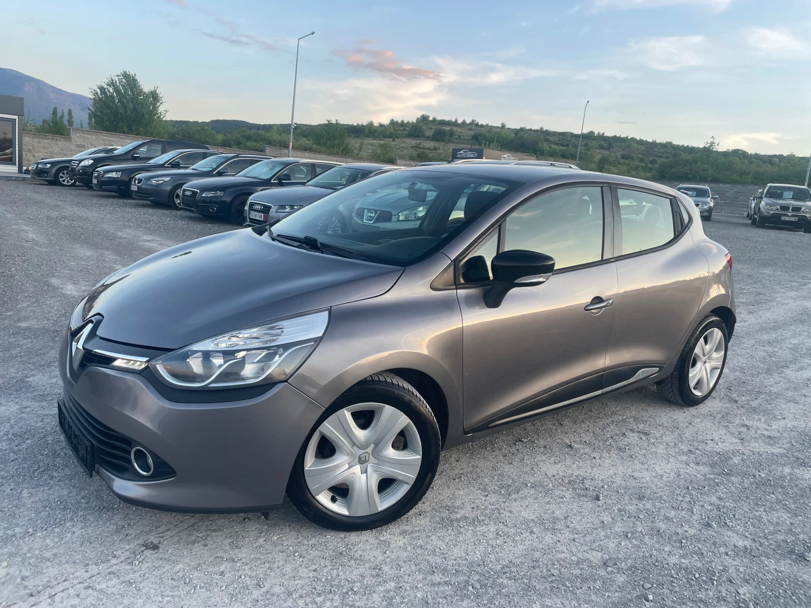 Renault Clio 1.2i NAVI EURO5B, снимка 2 - Автомобили и джипове - 54462765