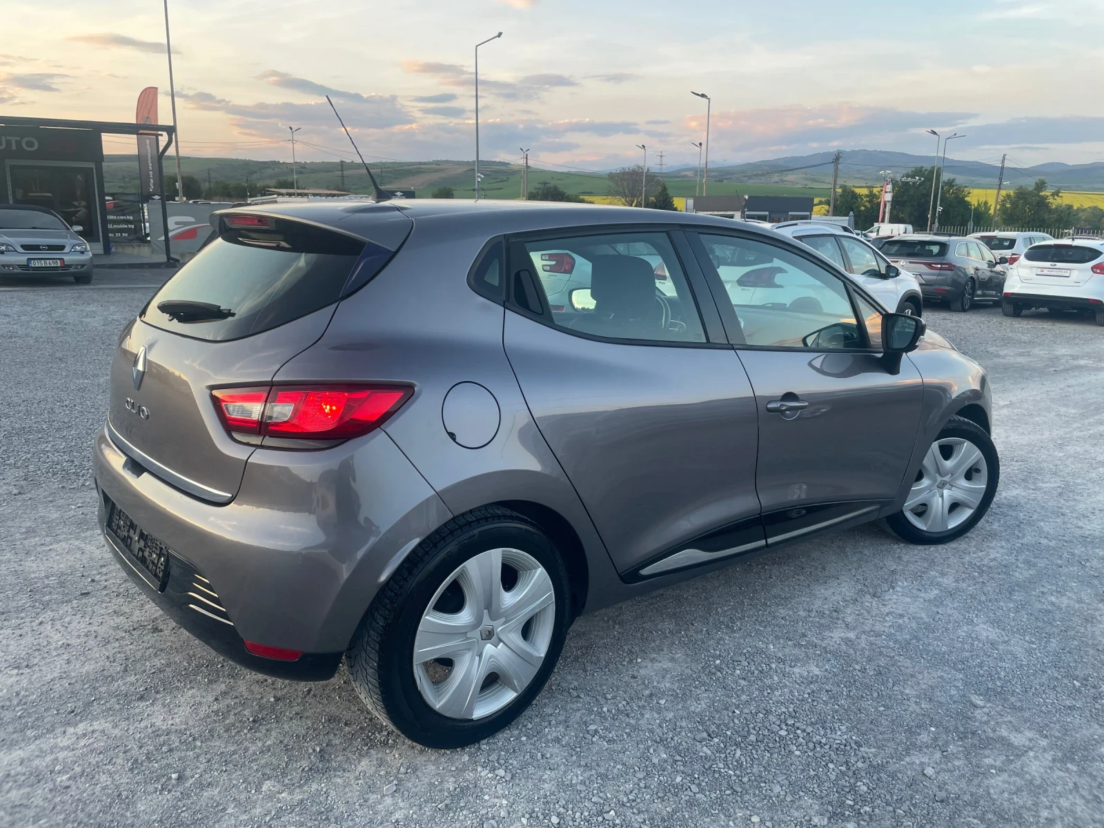 Renault Clio 1.2i NAVI EURO5B, снимка 7 - Автомобили и джипове - 54462765
