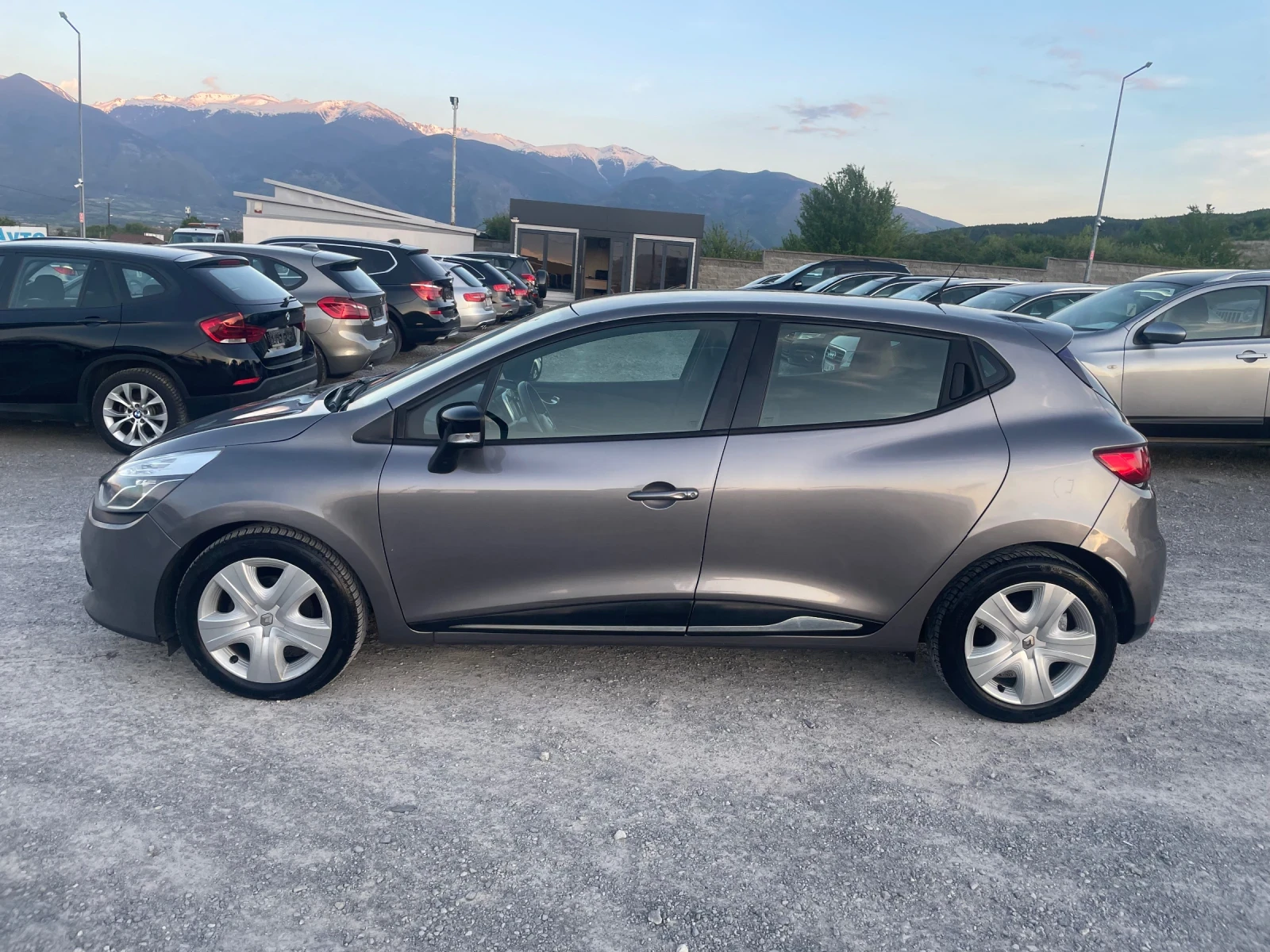 Renault Clio 1.2i NAVI EURO5B, снимка 4 - Автомобили и джипове - 54462765