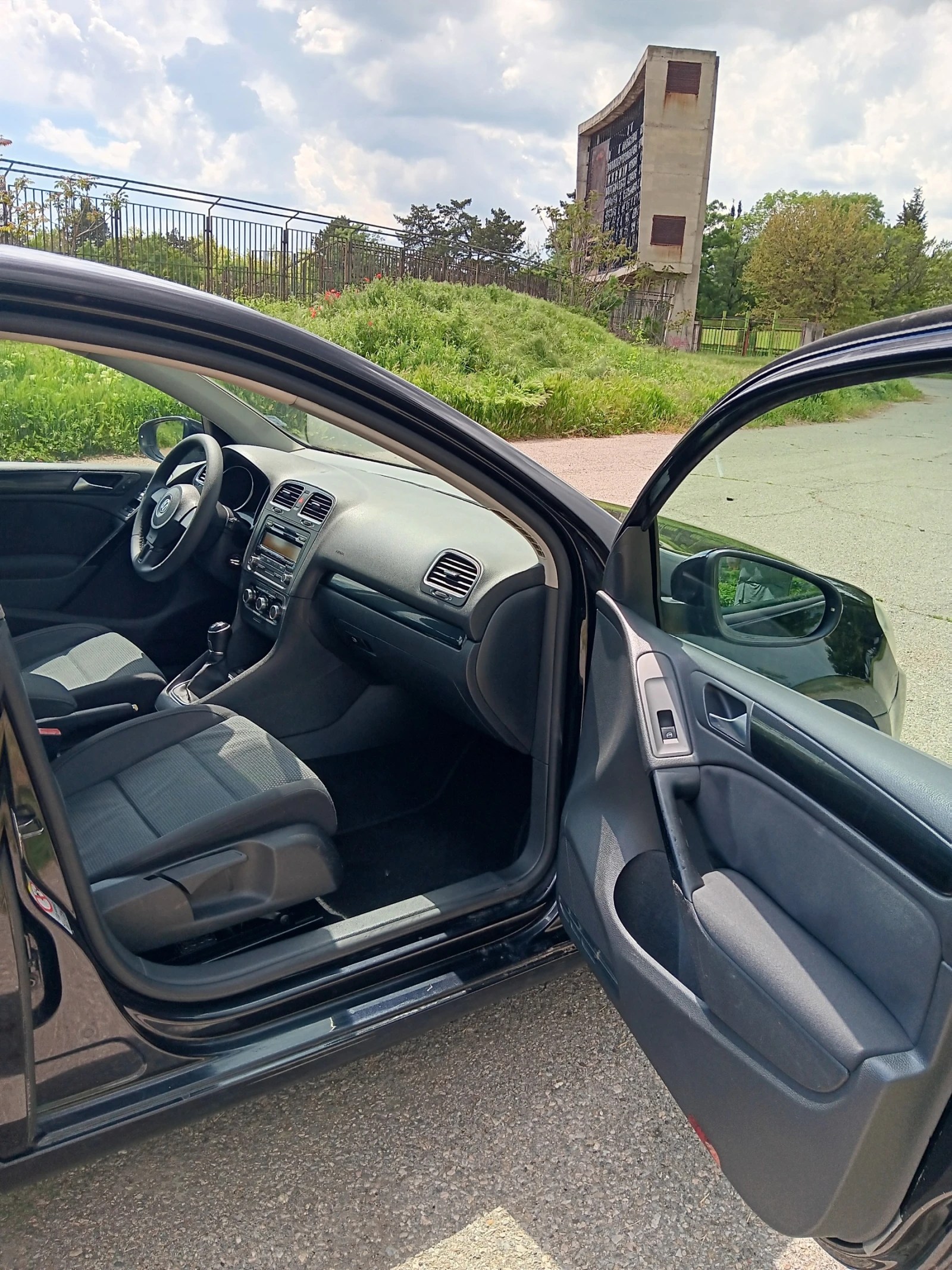 VW Golf 6-1.6-101к.с.-MPI-ГАЗ-БЕНЗИН-РЕАЛНИ КИЛОМЕТРИ!!!!!, снимка 10 - Автомобили и джипове - 54593783