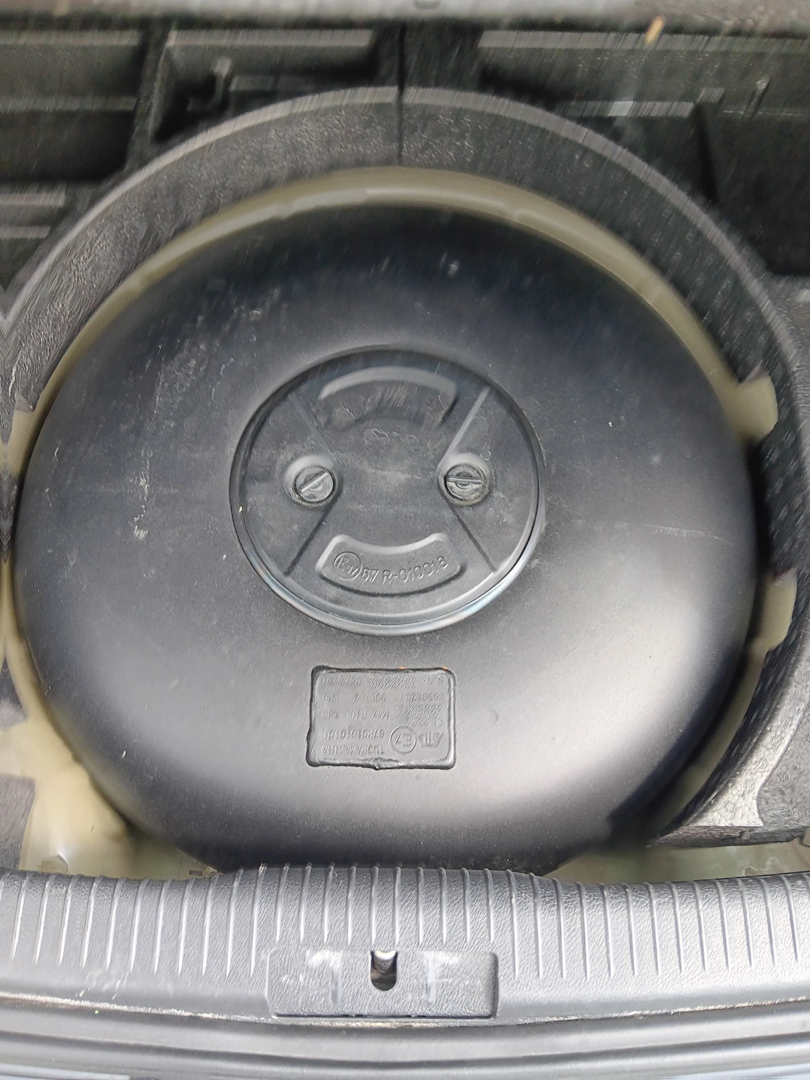 VW Golf 6-1.6-101к.с.-MPI-ГАЗ-БЕНЗИН-РЕАЛНИ КИЛОМЕТРИ!!!!!, снимка 14 - Автомобили и джипове - 54593783