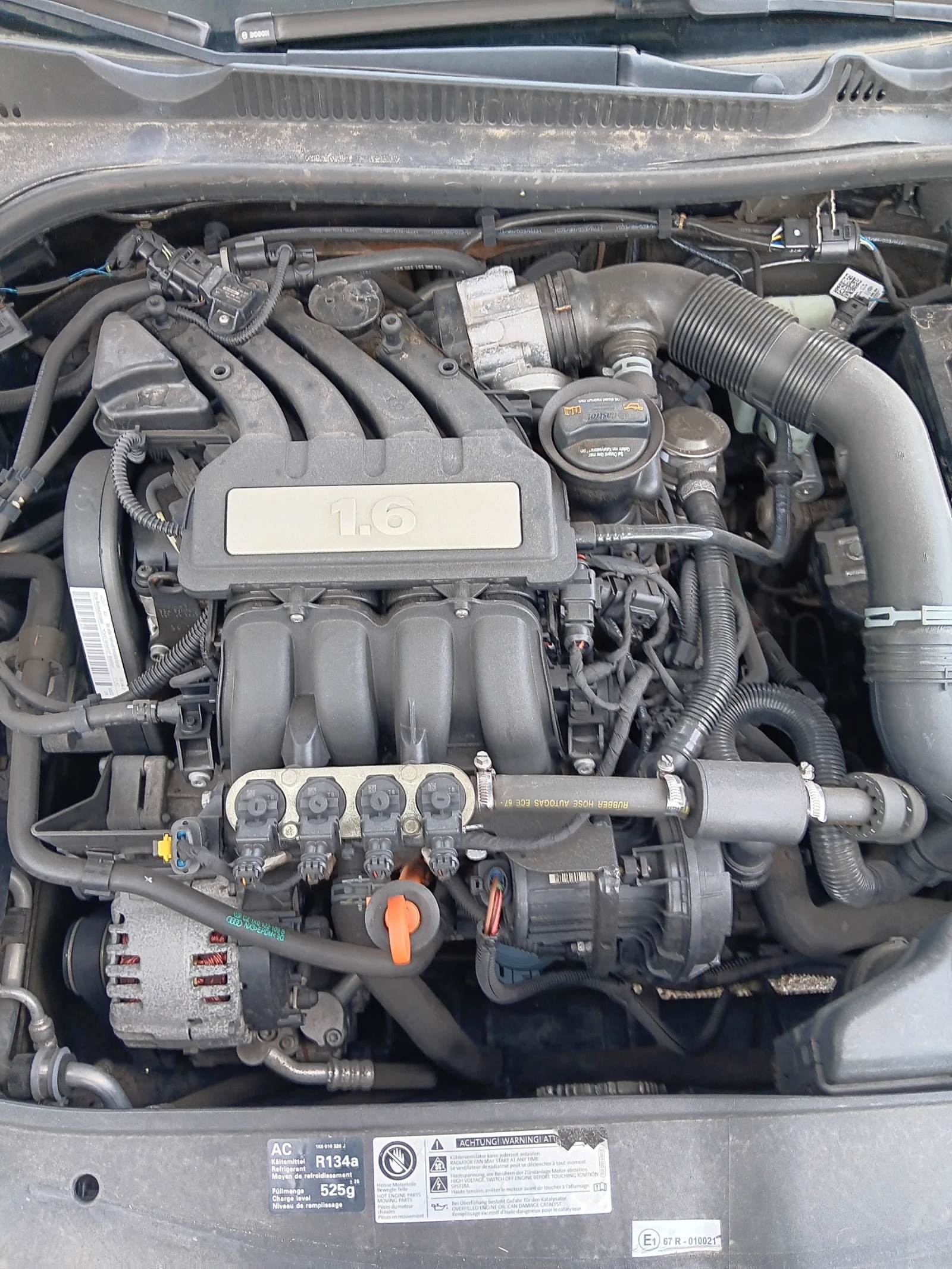 VW Golf 6-1.6-101к.с.-MPI-ГАЗ-БЕНЗИН-РЕАЛНИ КИЛОМЕТРИ!!!!!, снимка 16 - Автомобили и джипове - 54593783