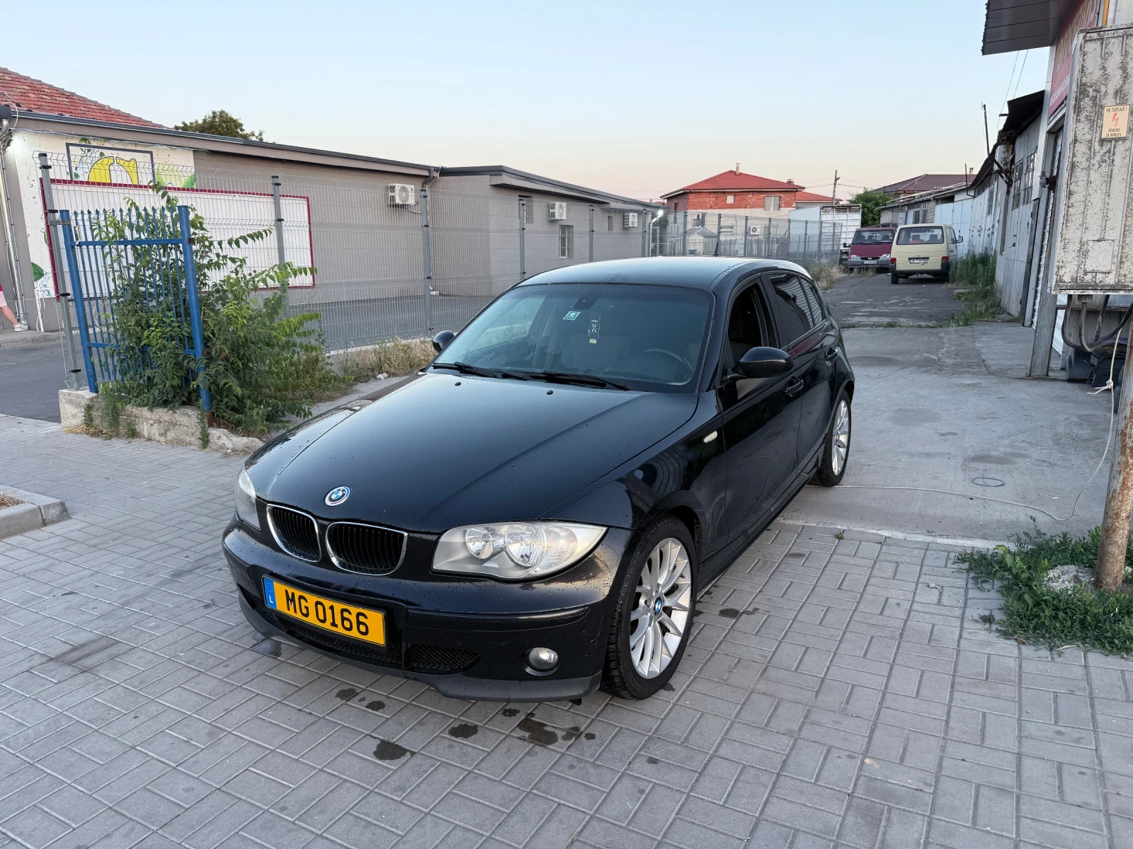 BMW 120, снимка 4 - Автомобили и джипове - 54800241