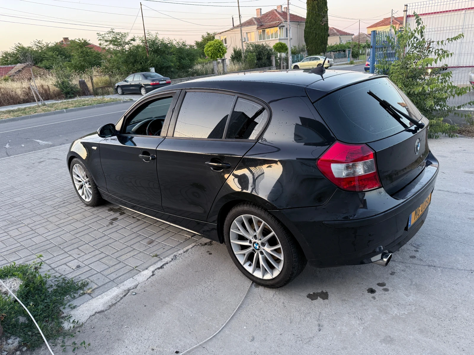 BMW 120, снимка 2 - Автомобили и джипове - 54800241