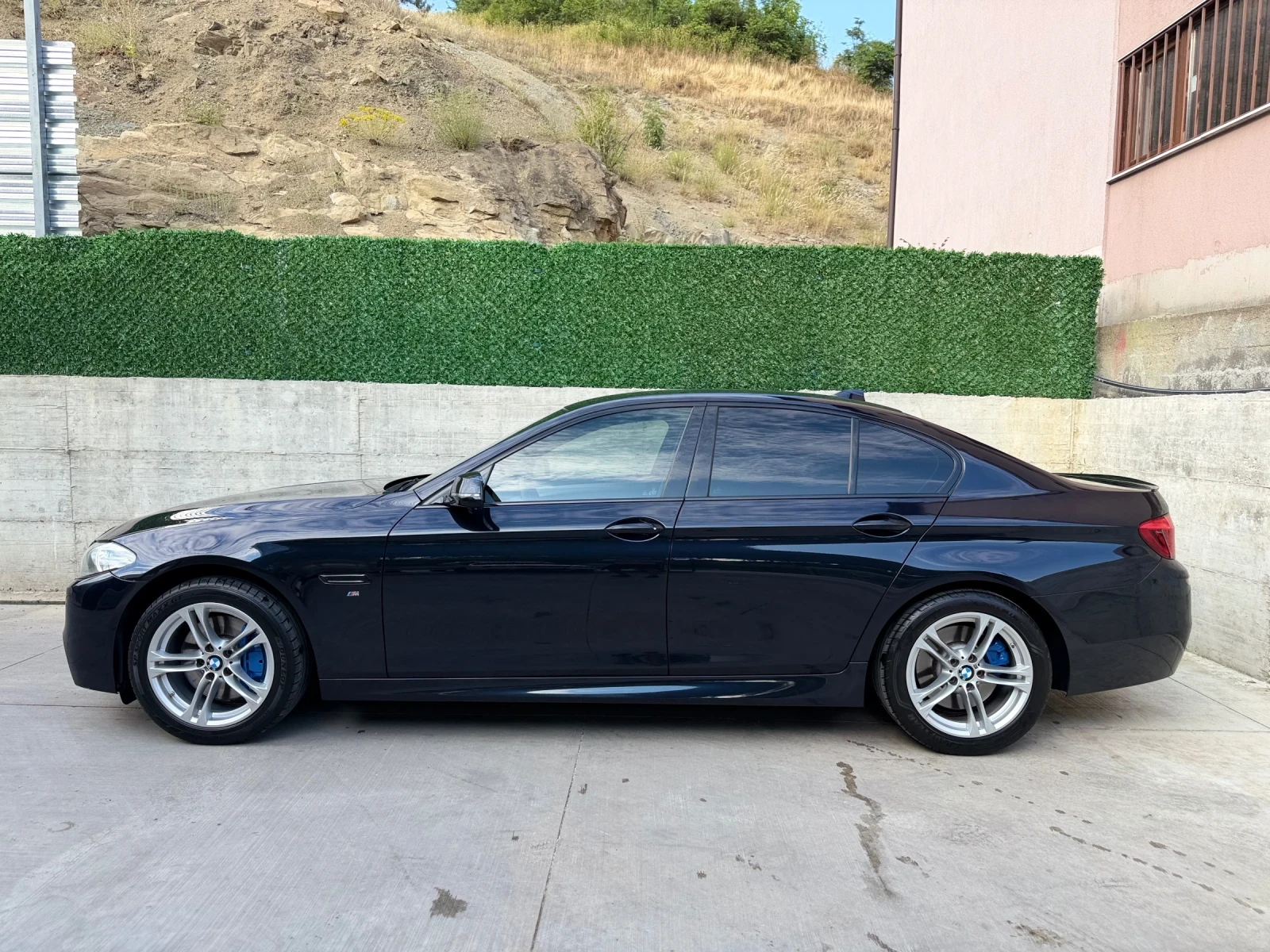 BMW 530 LCI | M-Paket | Нов внос| Реални км| Head-up| , снимка 7 - Автомобили и джипове - 55148625