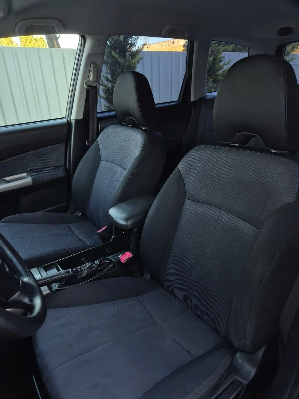 Subaru Forester 2.0 АВТОМАТ* СЕРВИЗНА ИСТОРИЯ , снимка 6 - Автомобили и джипове - 55599068