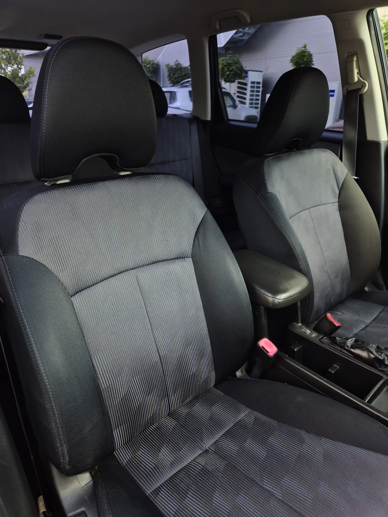 Subaru Forester 2.0 АВТОМАТ* СЕРВИЗНА ИСТОРИЯ , снимка 10 - Автомобили и джипове - 55599068