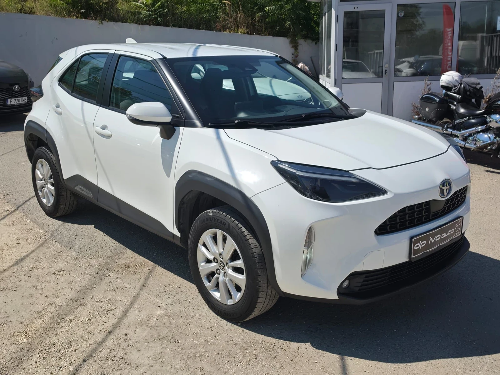 Toyota Yaris Cross 1.5HYBRID* КАТО НОВ* ТОП ЦЕНА, снимка 6 - Автомобили и джипове - 55692355