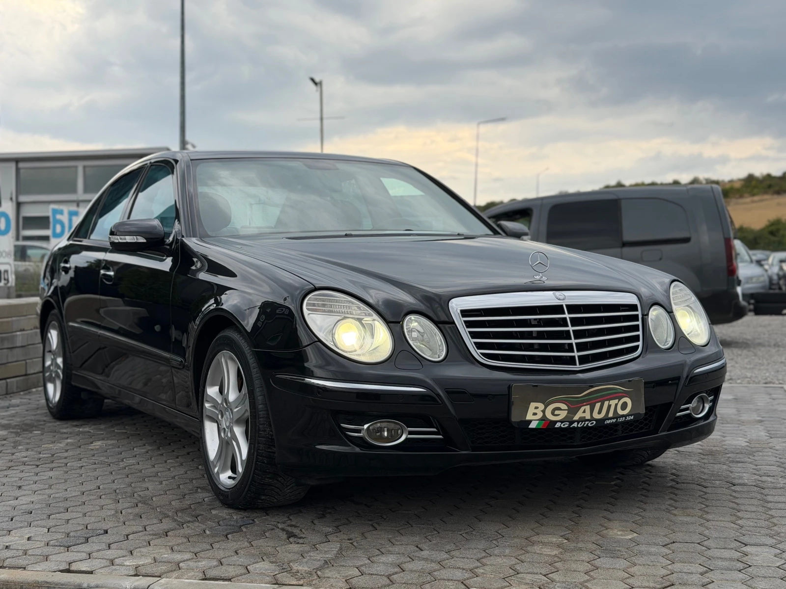 Mercedes-Benz E 280 * ИТАЛИЯ* 280- EVO-190* NAVI* КОЖА* , снимка 3 - Автомобили и джипове - 55947577