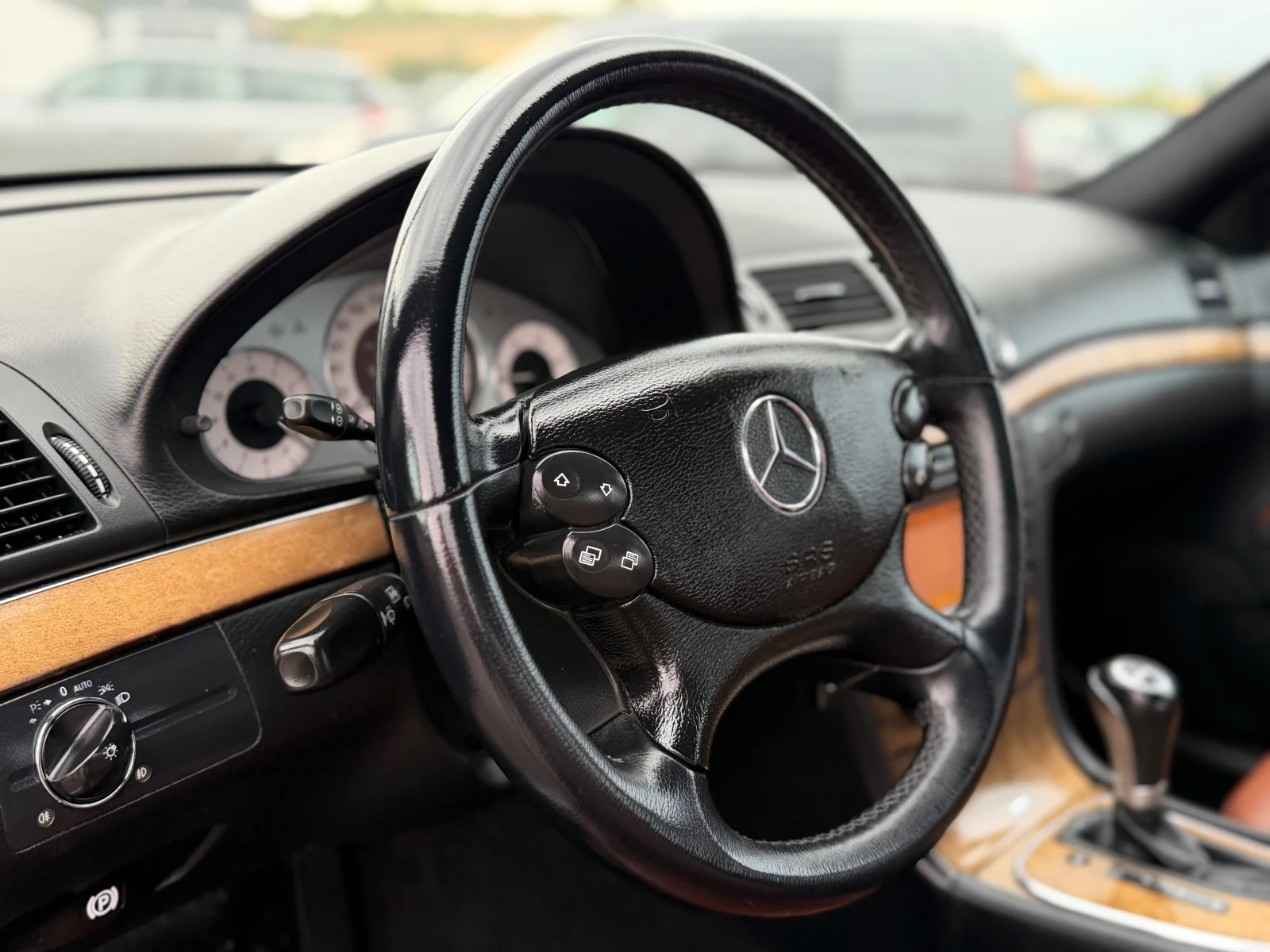 Mercedes-Benz E 280 * ИТАЛИЯ* 280- EVO-190* NAVI* КОЖА* , снимка 16 - Автомобили и джипове - 55947577