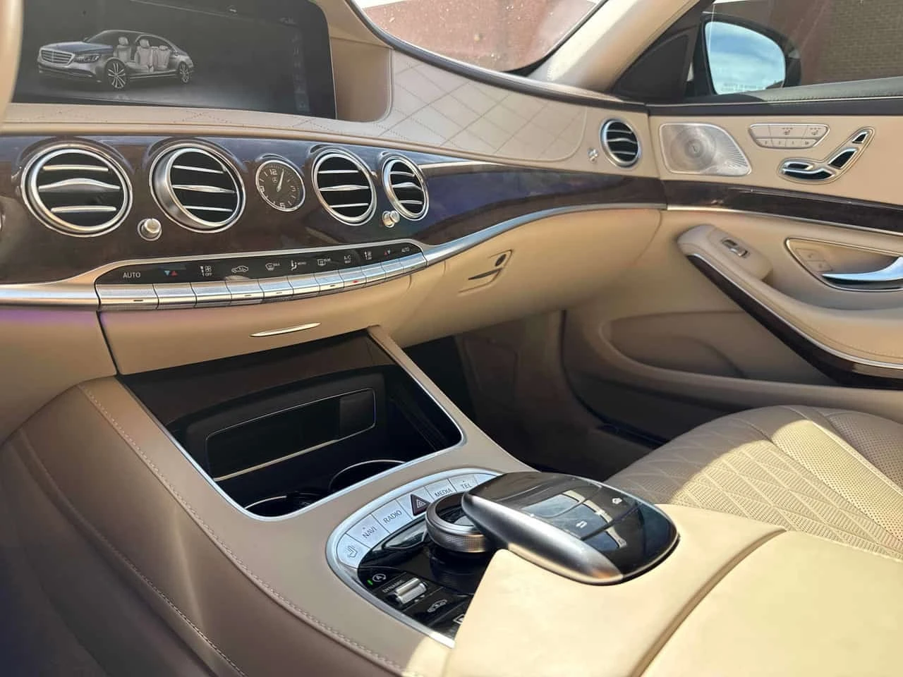 Mercedes-Benz S 560 * CARFAX * БЕЗ ПЪРВОНАЧАЛНА ВНОСКА, снимка 13 - Автомобили и джипове - 56178380