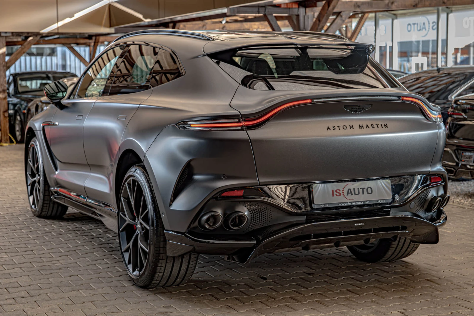 Aston Martin DBX 707/Керамика/Карбон/Обдухване/Камера 360/Bowers&Wi, снимка 5 - Автомобили и джипове - 56225662