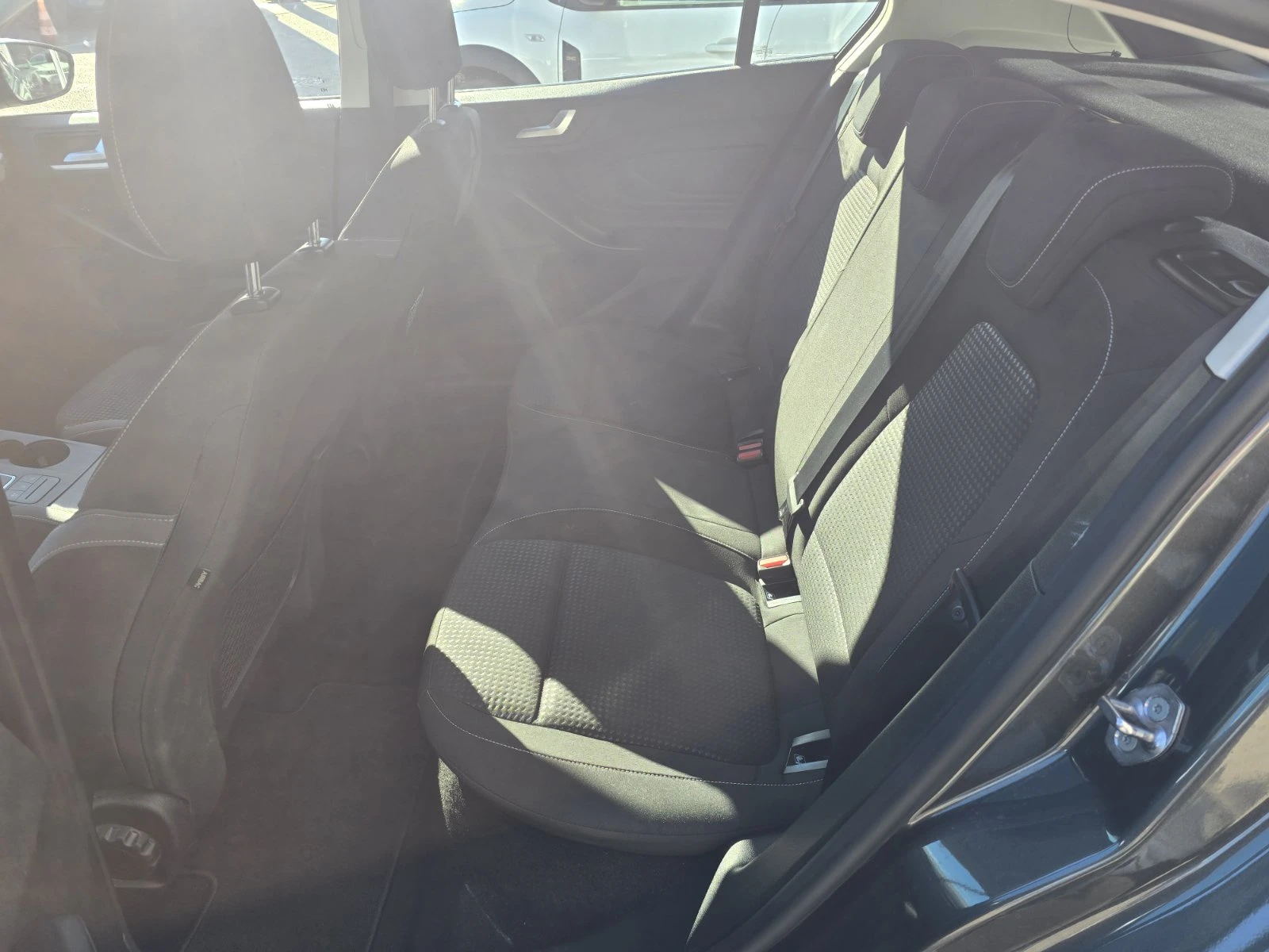 Ford Focus 1.5 dCi 120hp EDC, снимка 14 - Автомобили и джипове - 56256407