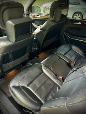 Mercedes-Benz GL 550 AMG* Harman* Подгрев* Обдух* Мъртва* 360Кам* , снимка 10