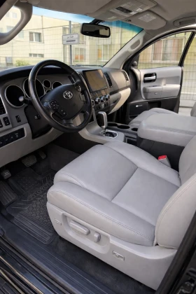 Toyota Sequoia, снимка 8