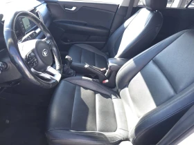 Kia Stonic T-GDI Кожа| Навигация| Камера - 9900 € / 19362.72 лв. - 11091649 12