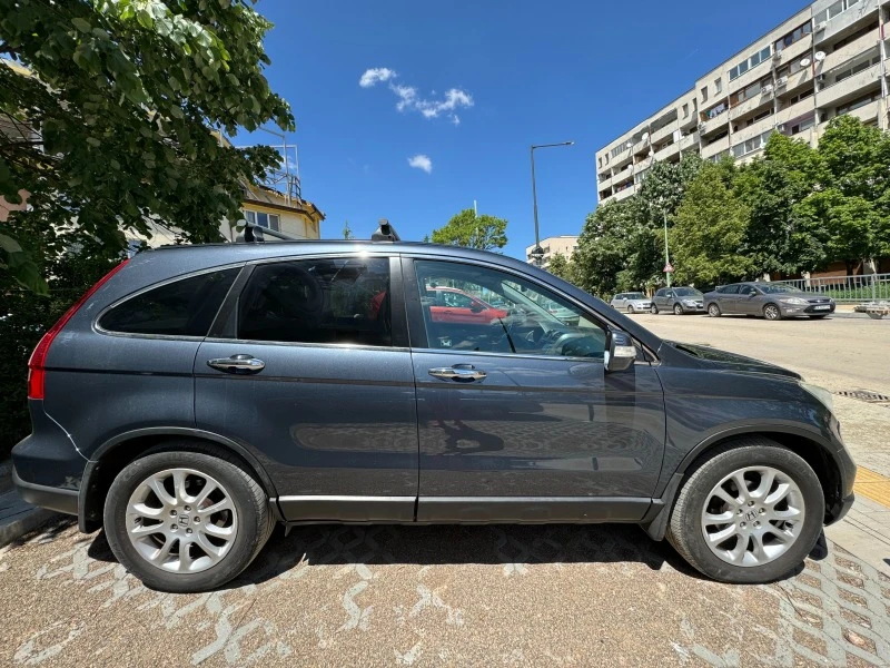 Honda Cr-v Executive, снимка 1 - Автомобили и джипове - 46890308