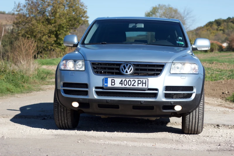 VW Touareg, снимка 2 - Автомобили и джипове - 47766408