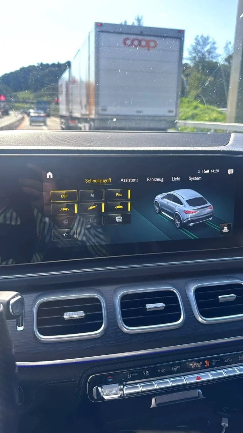 Mercedes-Benz GLE 350 D ОЧАКВАН ВНОС FULL AMG LINE ПАНОРАМА ЛИЗИНГ 100%, снимка 9 - Автомобили и джипове - 51770955