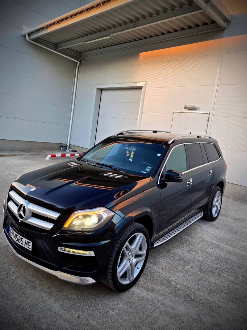Mercedes-Benz GL 550 AMG* Harman* Подгрев* Обдух* Мъртва* 360Кам* , снимка 2 - Автомобили и джипове - 52417695