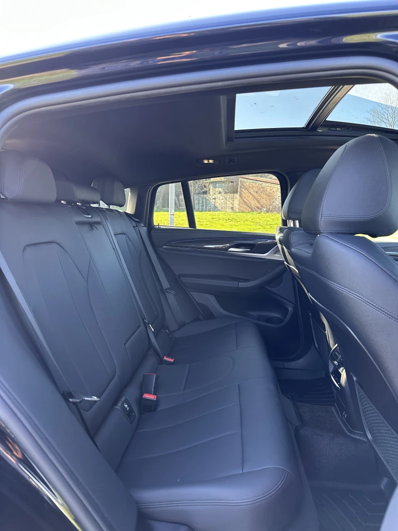 BMW X4 X4M40I, Всички екстри за модела, Купена от дилър, снимка 6 - Автомобили и джипове - 52813229