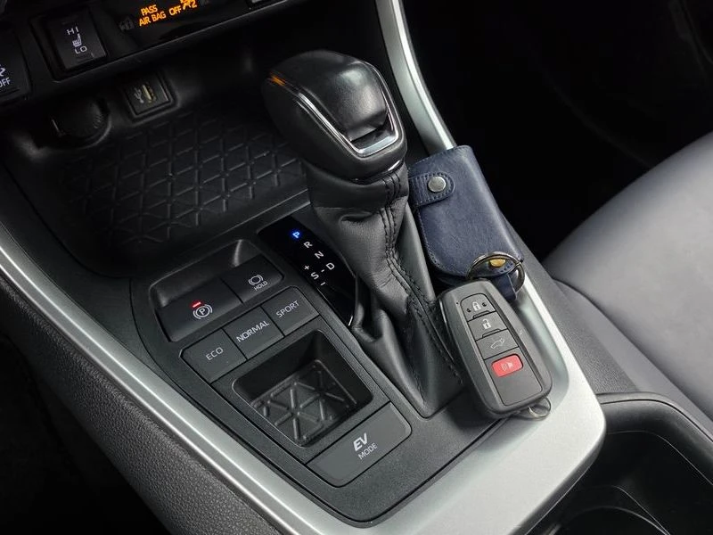 Toyota Rav4 2.5 2WD Hybrid XLE| 219�.�. | Mobile.bg � ����������� 9