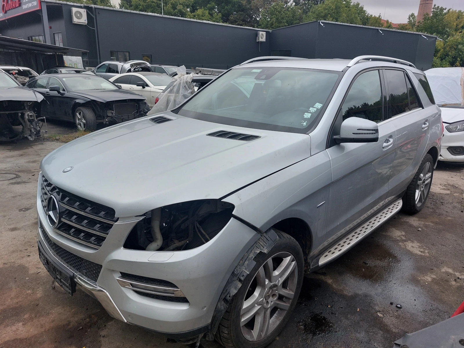 Mercedes-Benz ML 350 BlueTEC W166 Ляв Волан - изображение 4