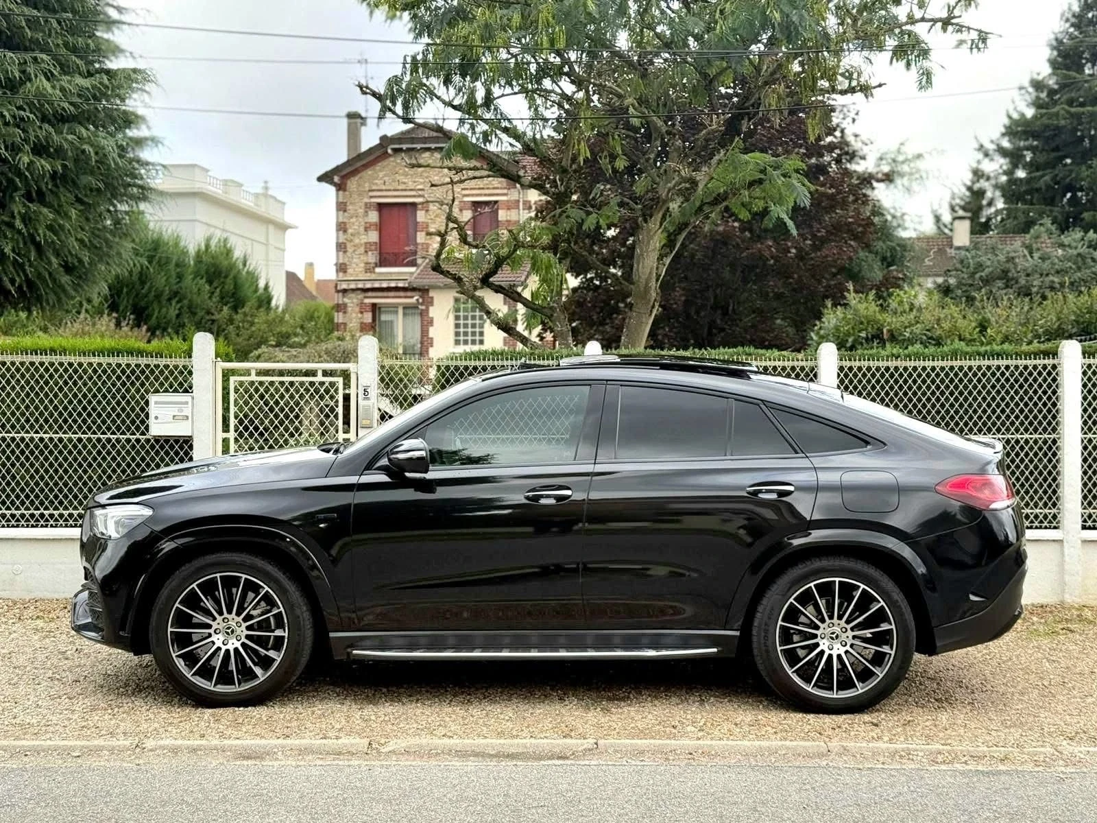Mercedes-Benz GLE 350 D ОЧАКВАН ВНОС FULL AMG LINE ПАНОРАМА ЛИЗИНГ 100% - изображение 5