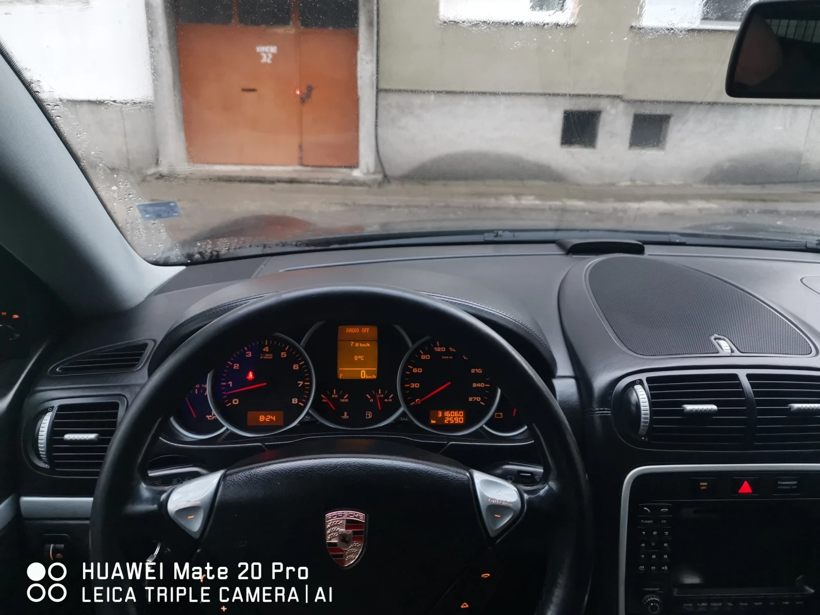 Porsche Cayenne  - изображение 6