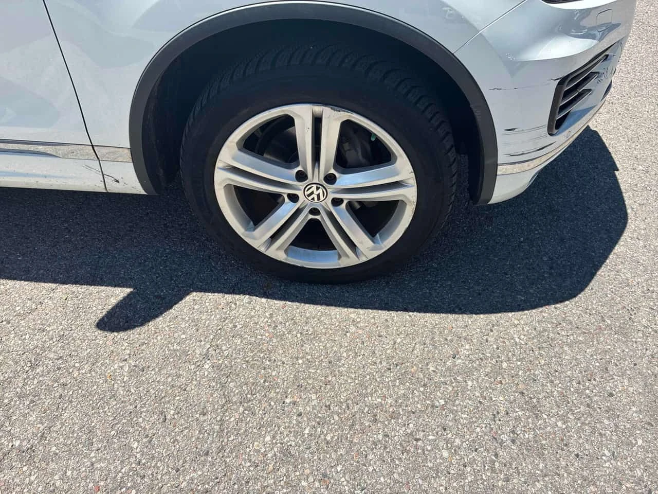 VW Touareg * V6 * CARFAX * ОТ ПРЕДСТАВИТЕЛСТВО * , снимка 7 - Автомобили и джипове - 55397318