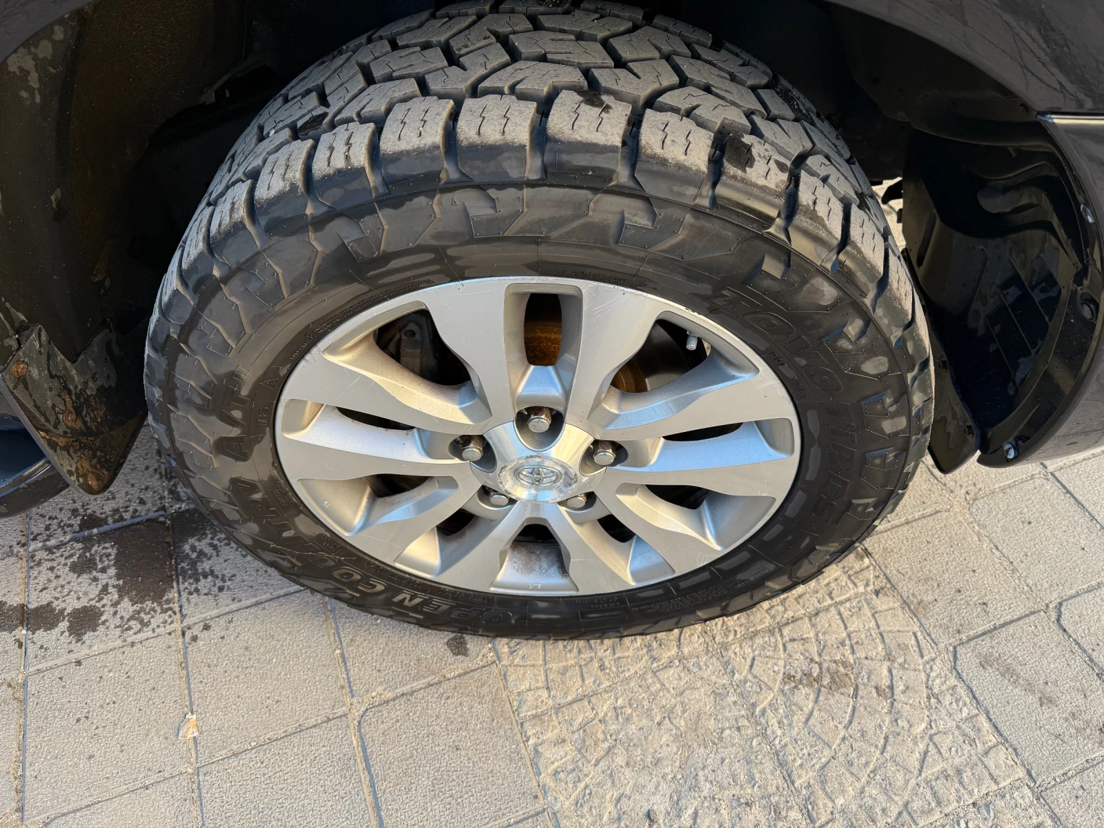Toyota Sequoia, снимка 4 - Автомобили и джипове - 56140605
