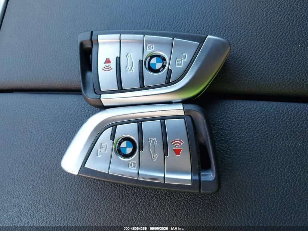 BMW X5 * XDRIVE40I * CARFAX * ОПЦИЯ ЗА ФИНАНСИРАНЕ * , снимка 11 - Автомобили и джипове - 56253694