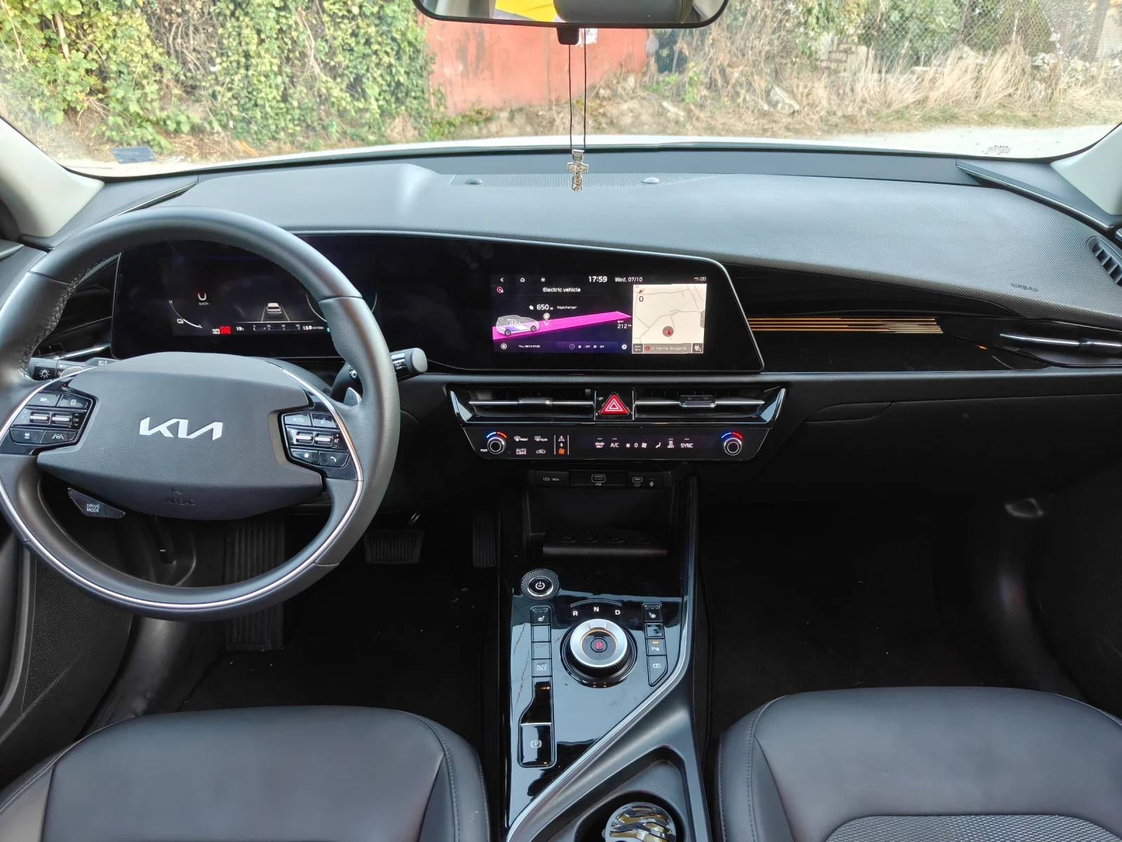 Kia Niro 64.8 Kw, снимка 7 - Автомобили и джипове - 56410637