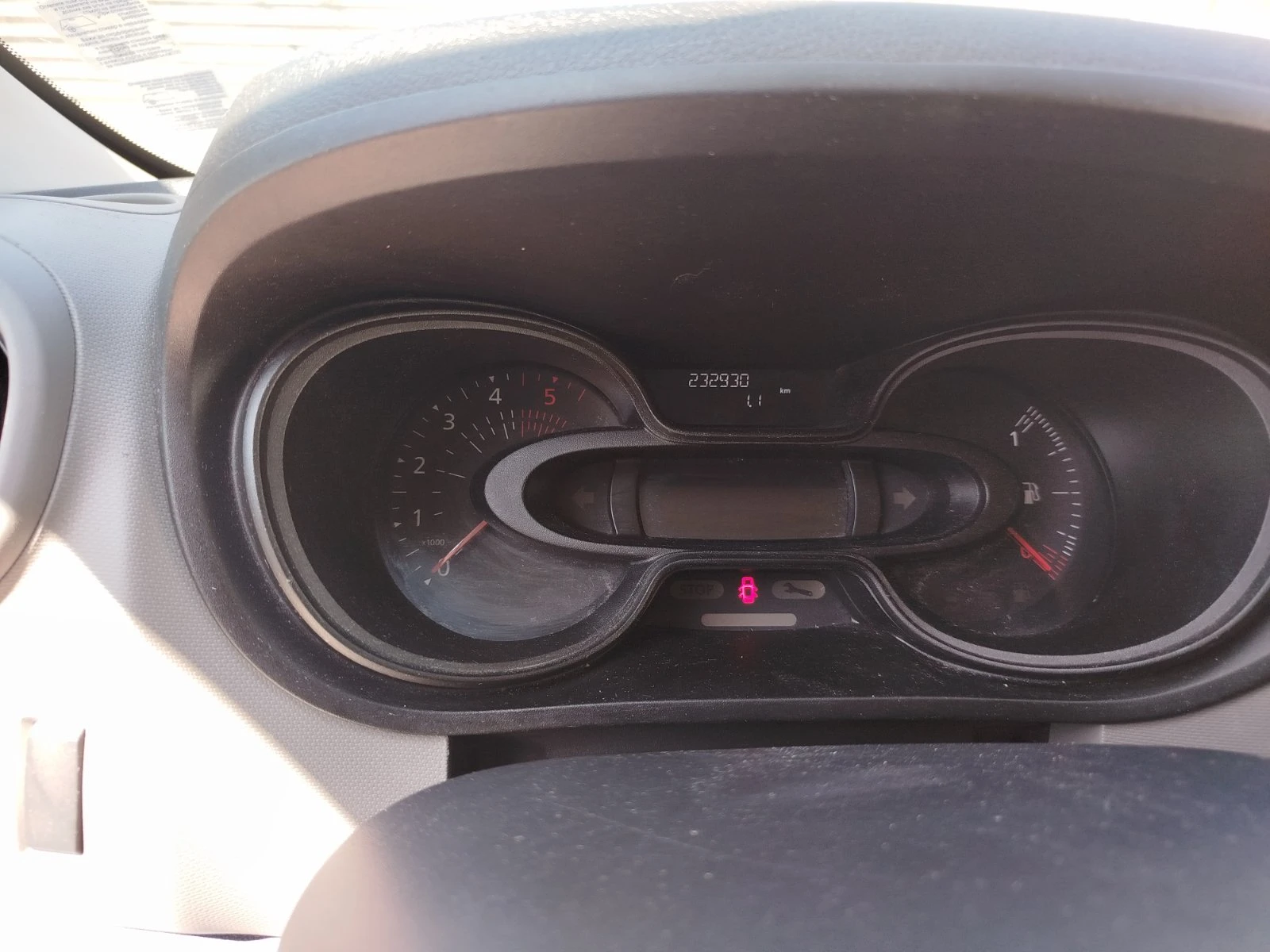 Renault Trafic 1.6 dCi 120 к.с. | Реални км | Камера + навигация, снимка 10 - Бусове и автобуси - 54189952