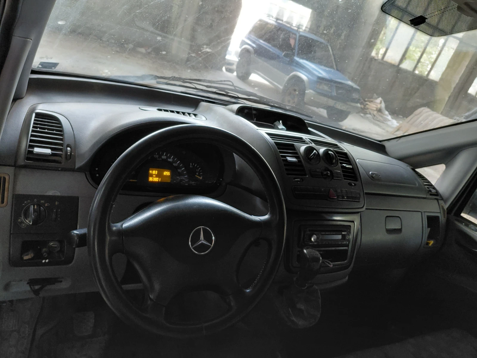 Mercedes-Benz Vito Товарен, снимка 7 - Бусове и автобуси - 55722389