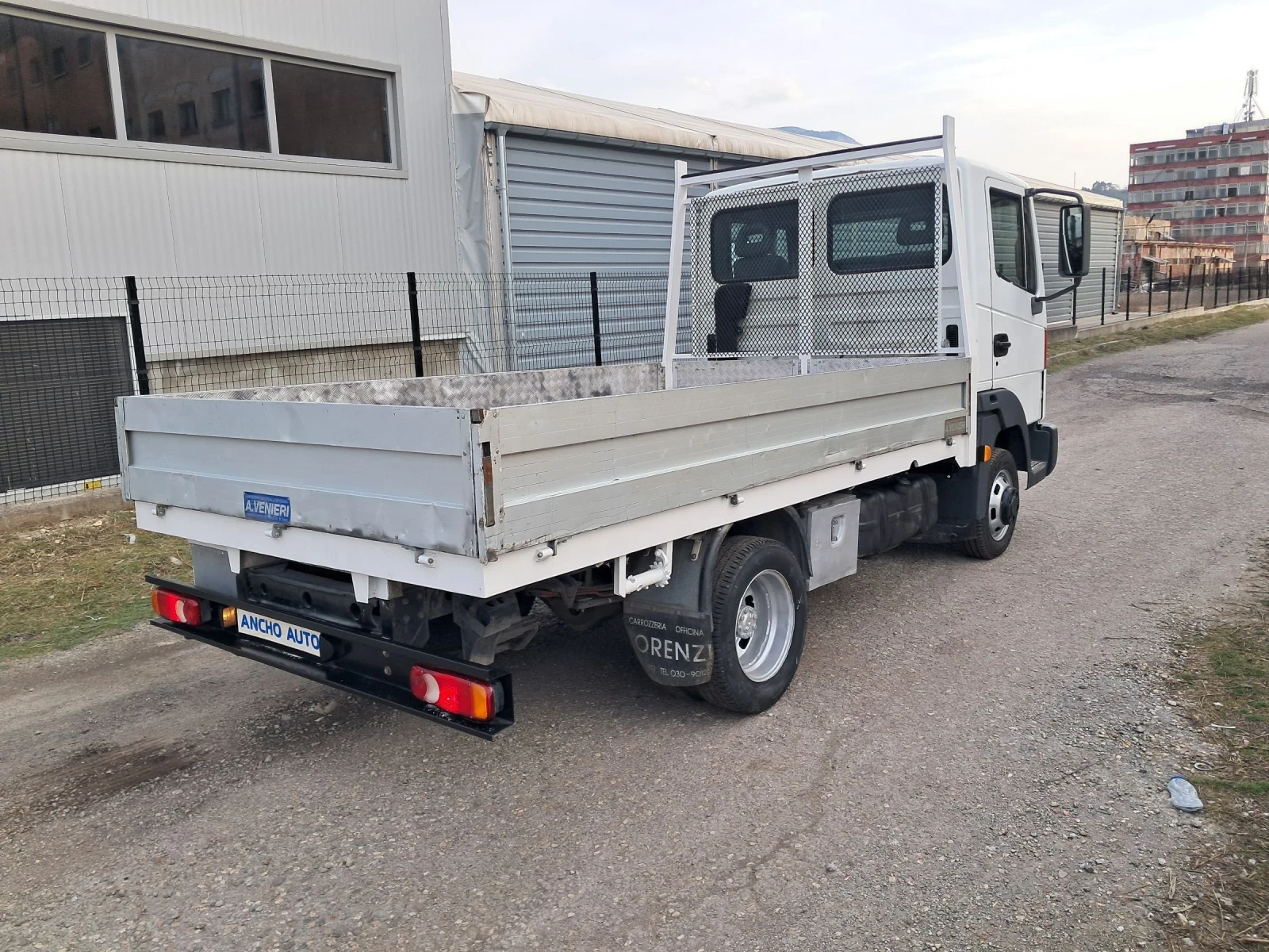 Nissan Atleon Б категория!Климатик!НАЛИЧЕН!, снимка 3 - Камиони - 53715984