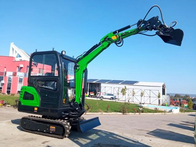 Багер Друга марка GA.BOSS18