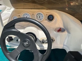 Моторна яхта Larson Flyer 166, снимка 12