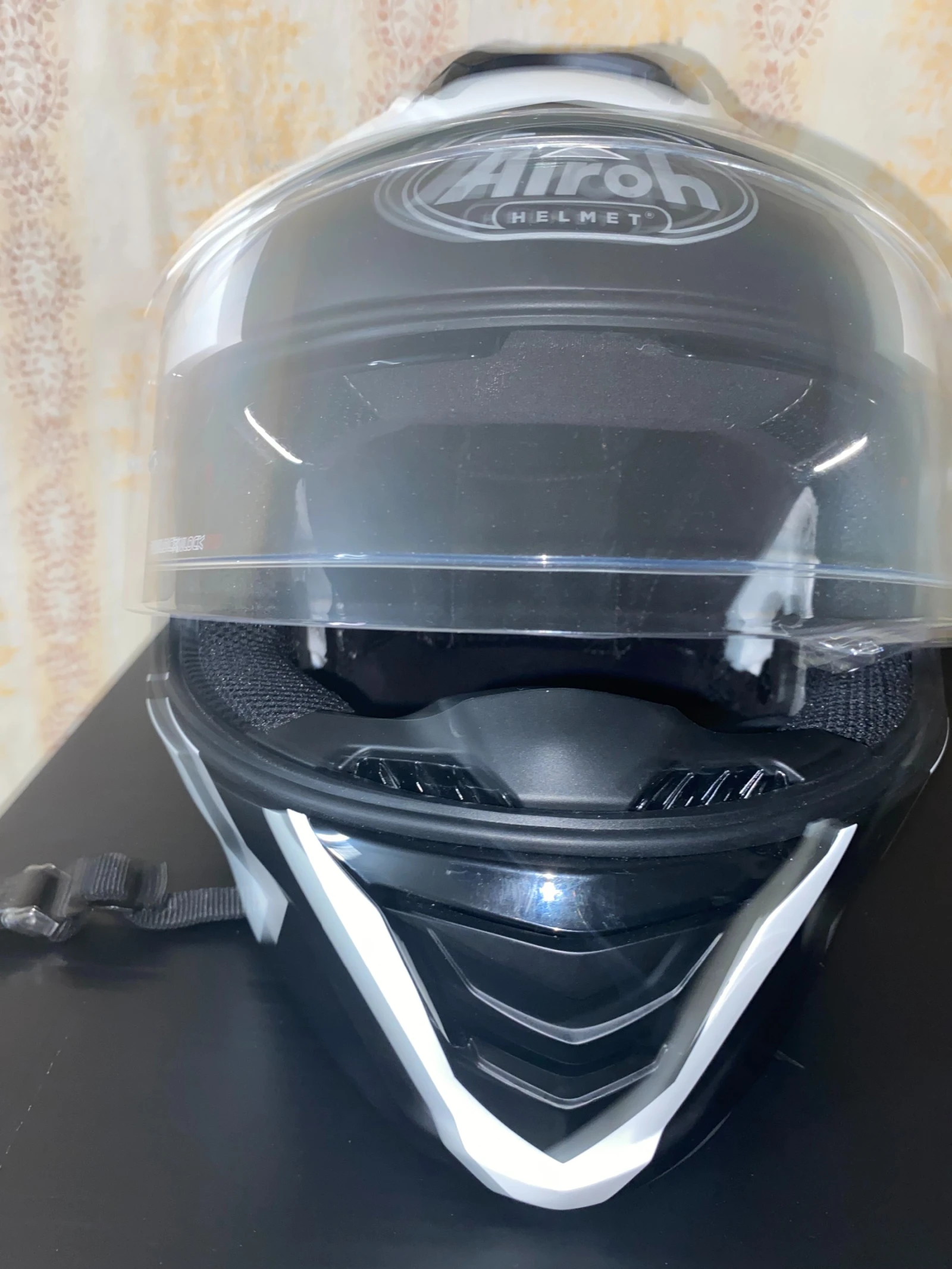 �����  Airoh XL | Mobile.bg � ����������� 3