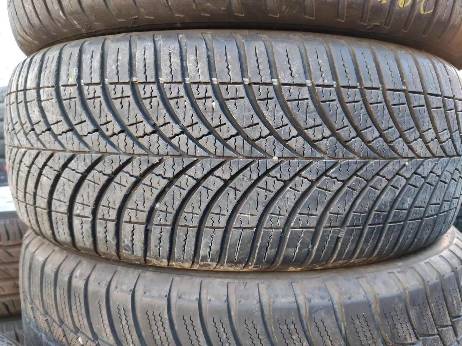  205/55R17 | Mobile.bg   4