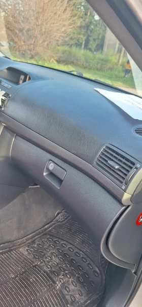 Toyota Avensis, снимка 14