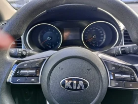 Kia Ceed 1.4i T-GDI , снимка 11