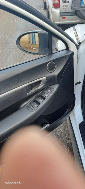 Hyundai Sonata 2.0 lpi - 32000 лв. / 16361.34 € - 43130342 6