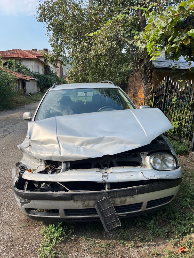 VW Golf, снимка 10 - Автомобили и джипове - 47166959