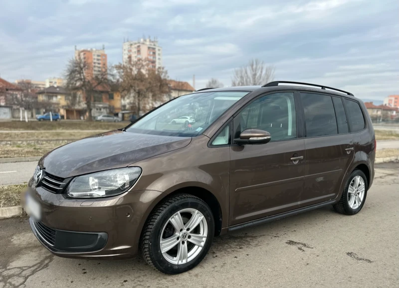 VW Touran 1.6 TDI 105к.с Bluemotion, снимка 1 - Автомобили и джипове - 48798506